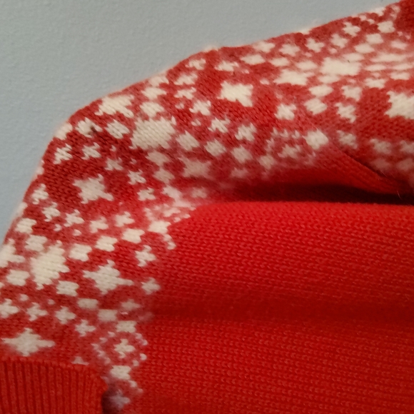 Nordstrom red holiday themed sweater top size small - Picture 5 of 7